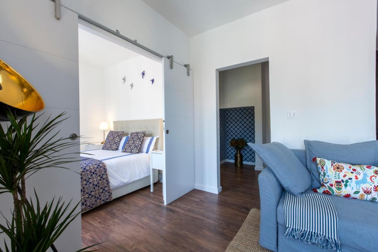 Amazing Downtown Apt With Small Balcony With View Over The Castle ลิสบอน ภายนอก รูปภาพ